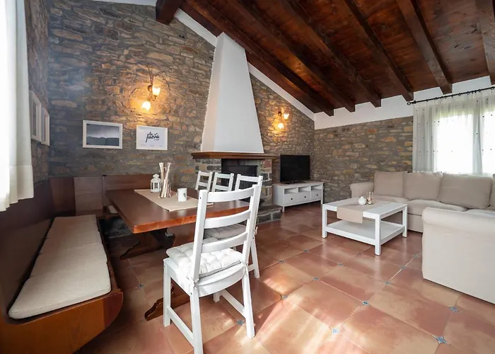 Eva Y Maria Semesterbostad *